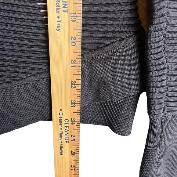 Under Armour Womens IntelliKnit Balaclava Hoodie Performance Top M Gray Black Wh - Picture 10 of 12